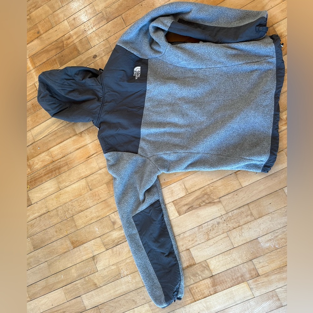 Women’s north face Denali